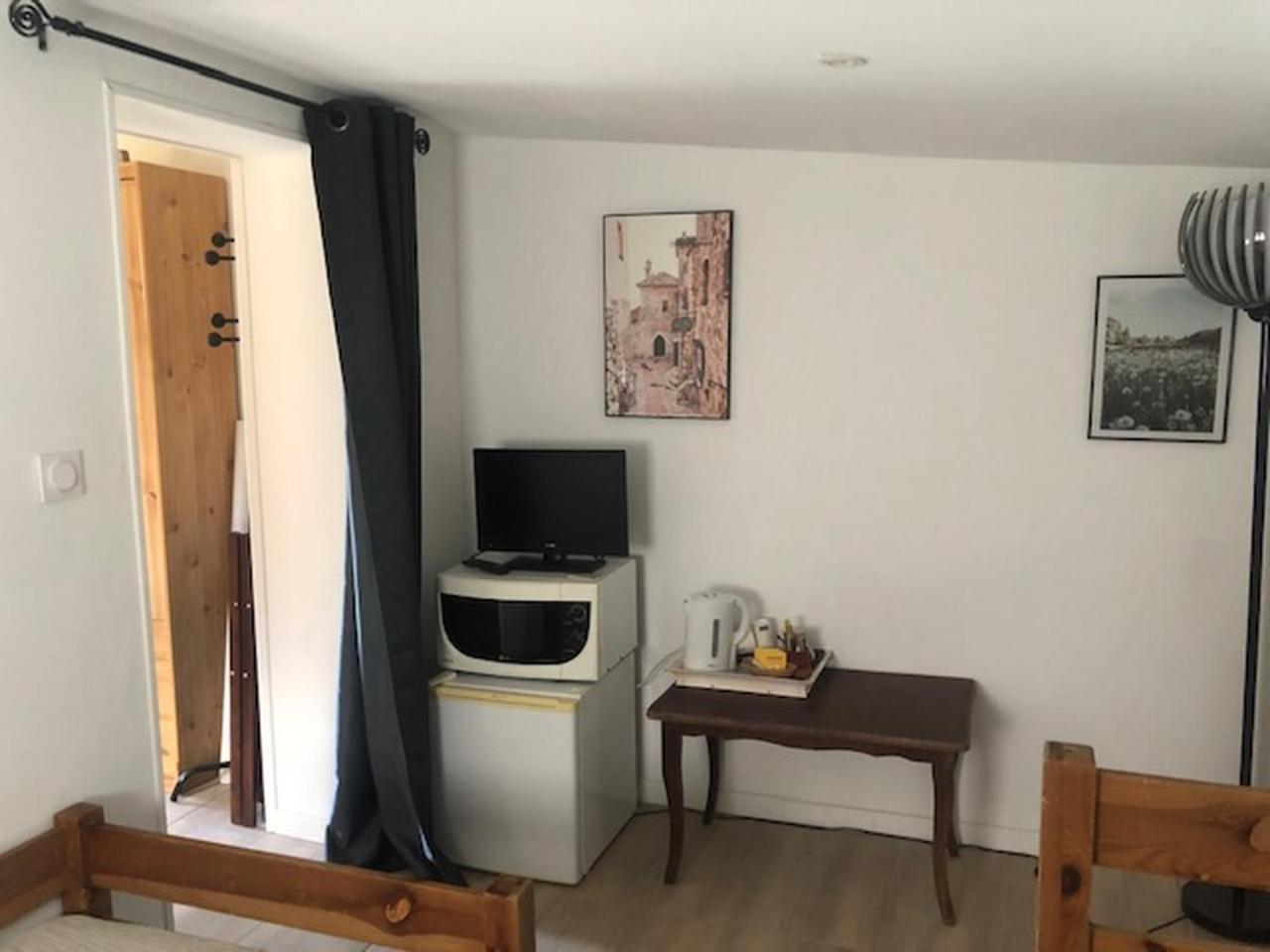 Chambre D'Hotes La Cavaille Veyrines-de-Vergt Экстерьер фото